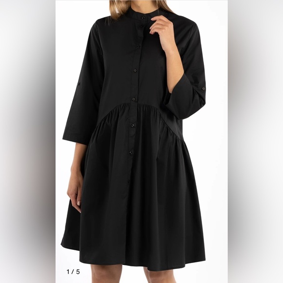 Zara Dresses & Skirts - Zara Black Mini Flowy Button-Up Dress Rolled Up Sleeves